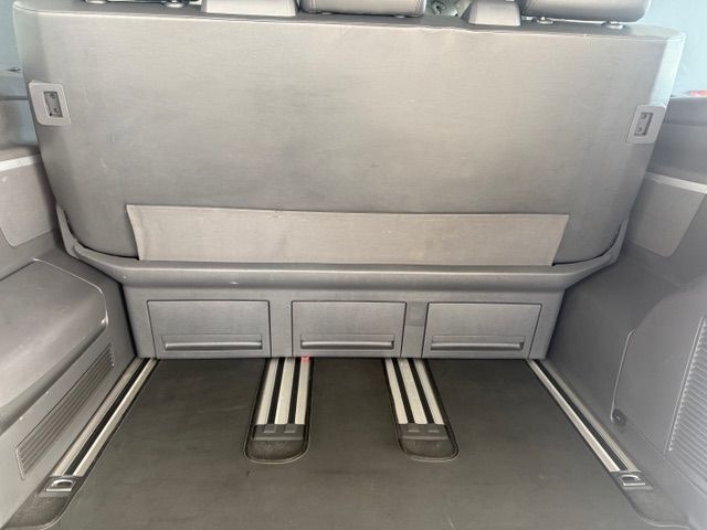 VOLKSWAGEN CARAVELLE T5 2,0 BIDL AUTO CARAVELLE T5 2,0 BIDL AUTO