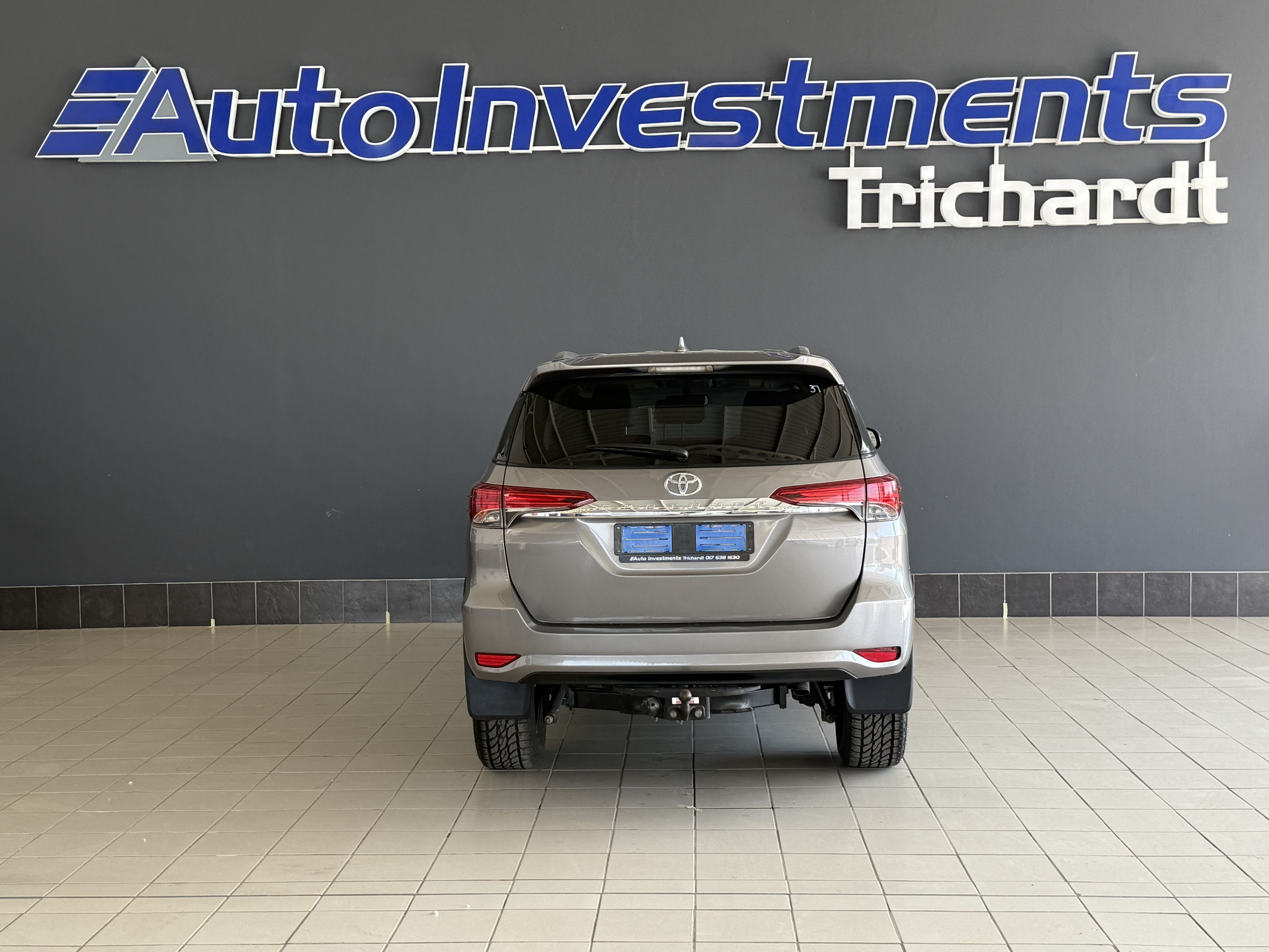 Toyota FORTUNER 2.4GD R/B A/T FORTUNER 2.4GD R/B A/T