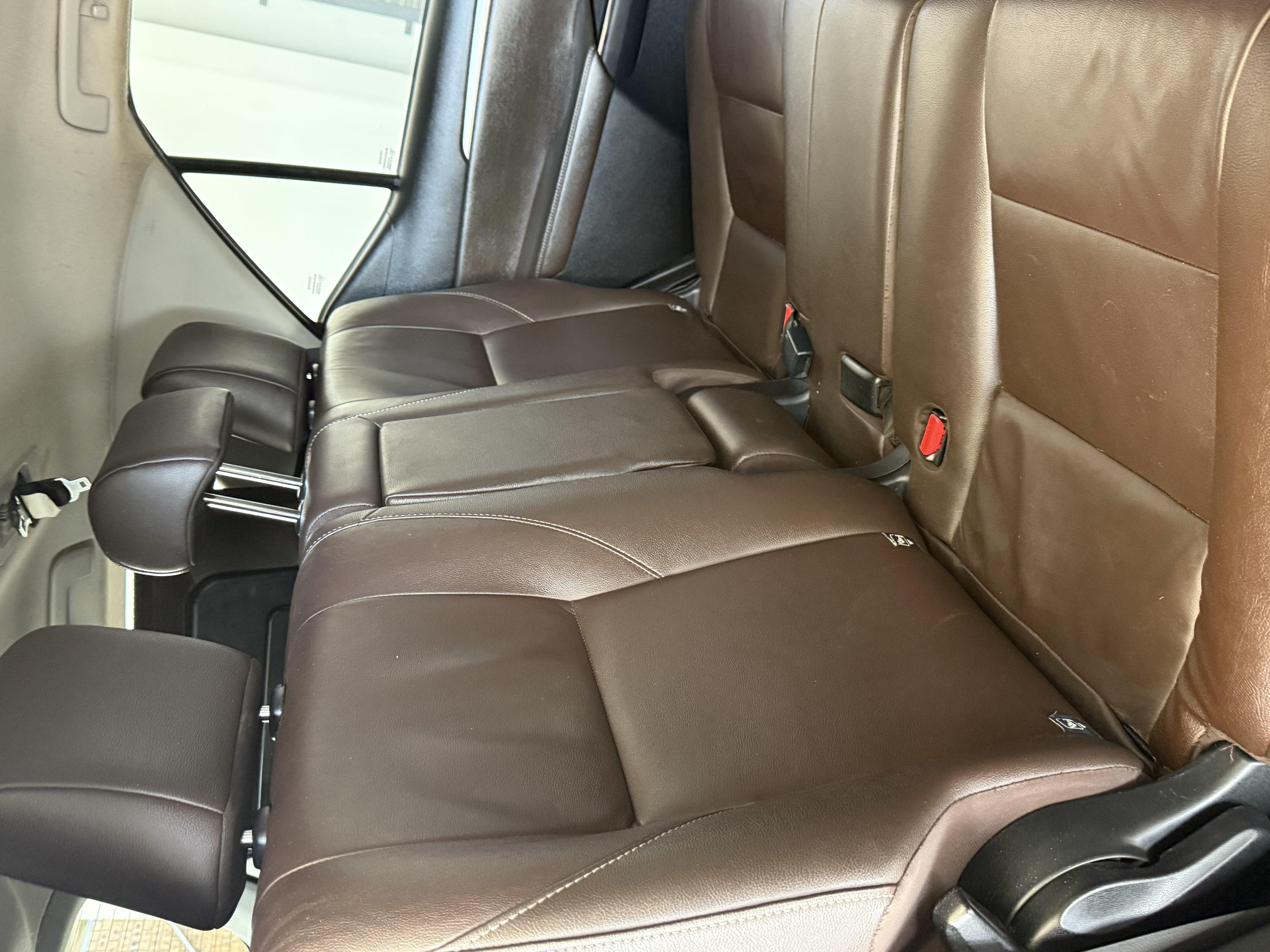 Toyota FORTUNER 2.4GD R/B A/T FORTUNER 2.4GD R/B A/T