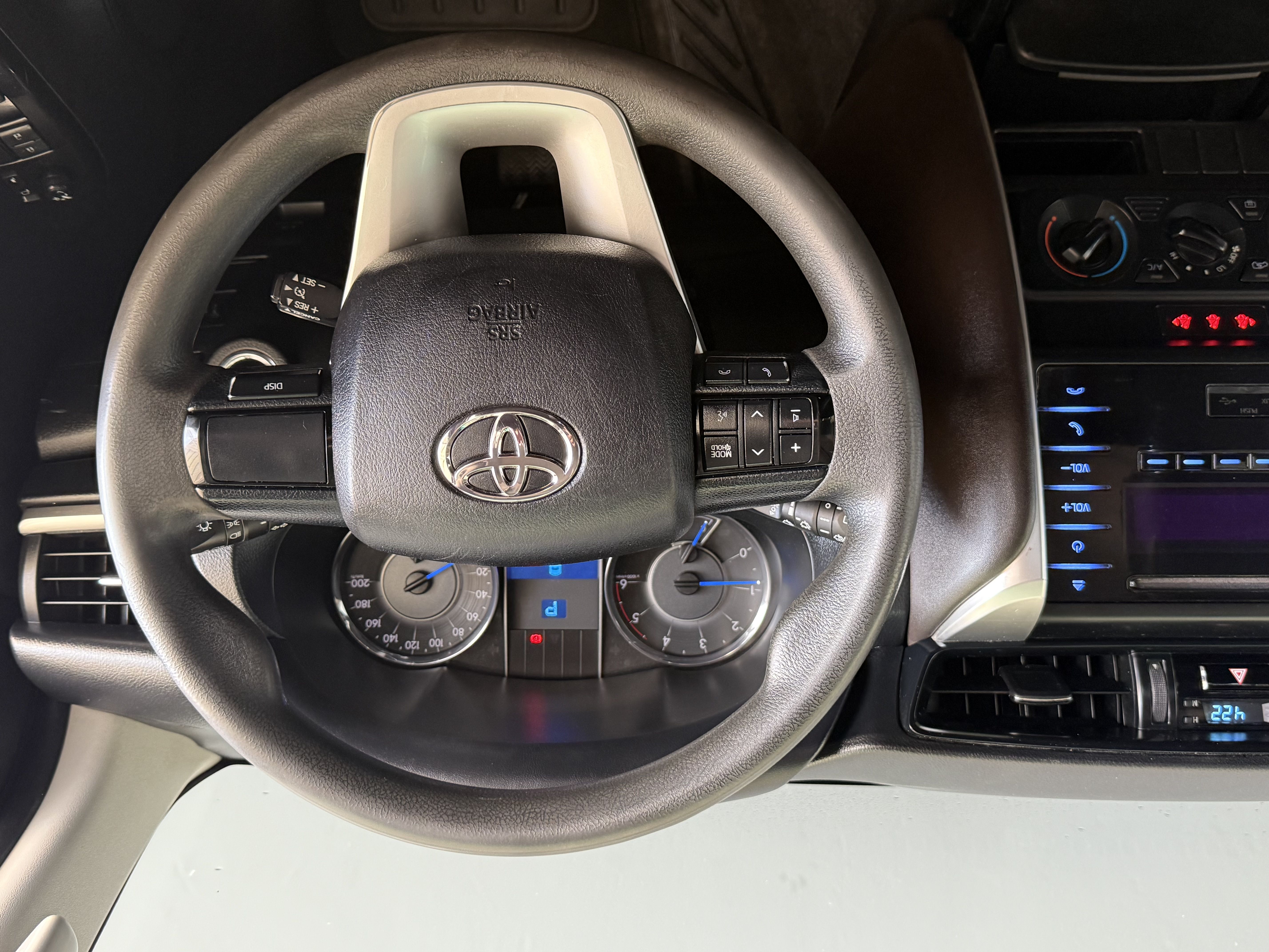 Toyota FORTUNER 2.4GD R/B A/T FORTUNER 2.4GD R/B A/T