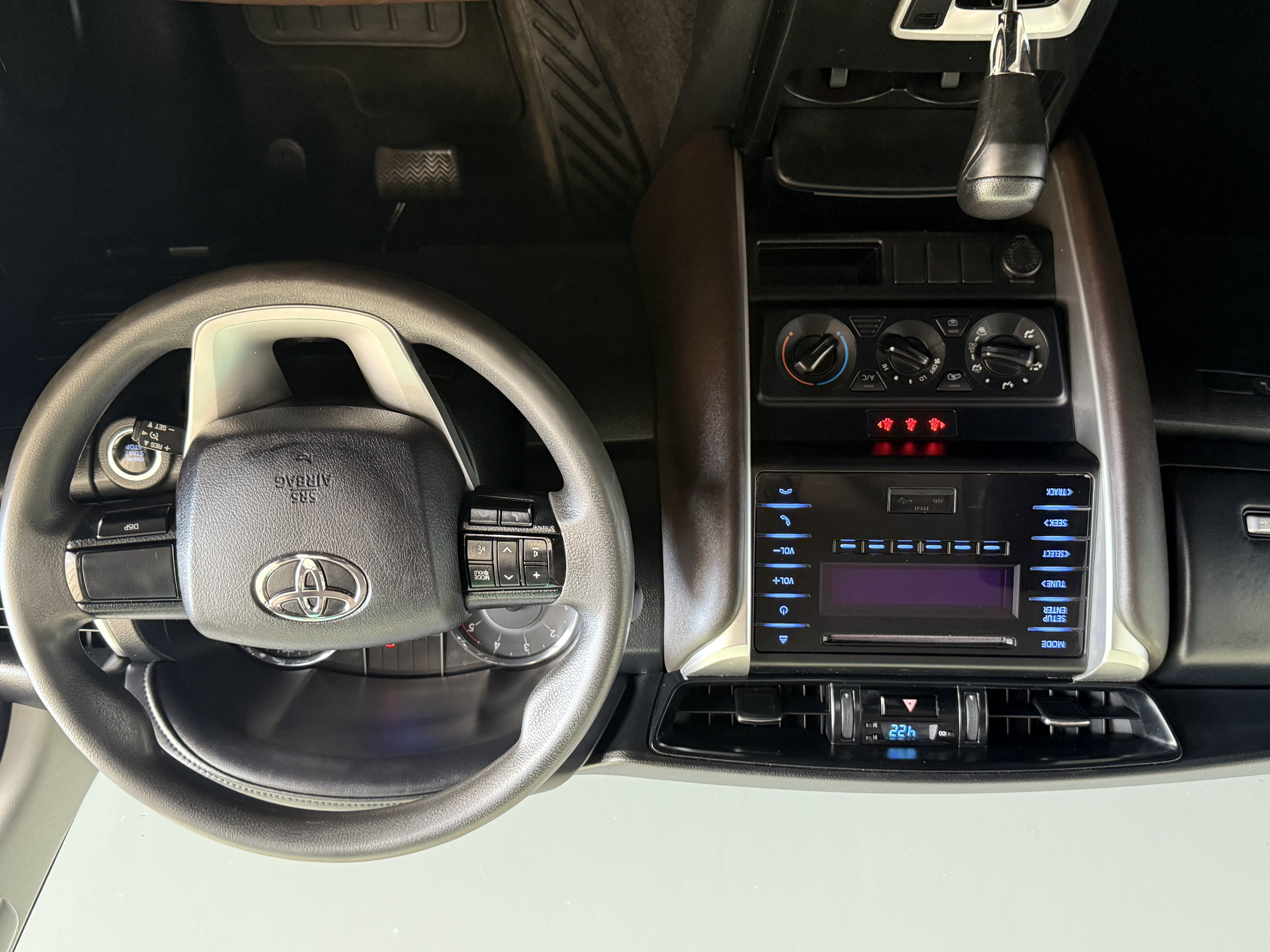 Toyota FORTUNER 2.4GD R/B A/T FORTUNER 2.4GD R/B A/T