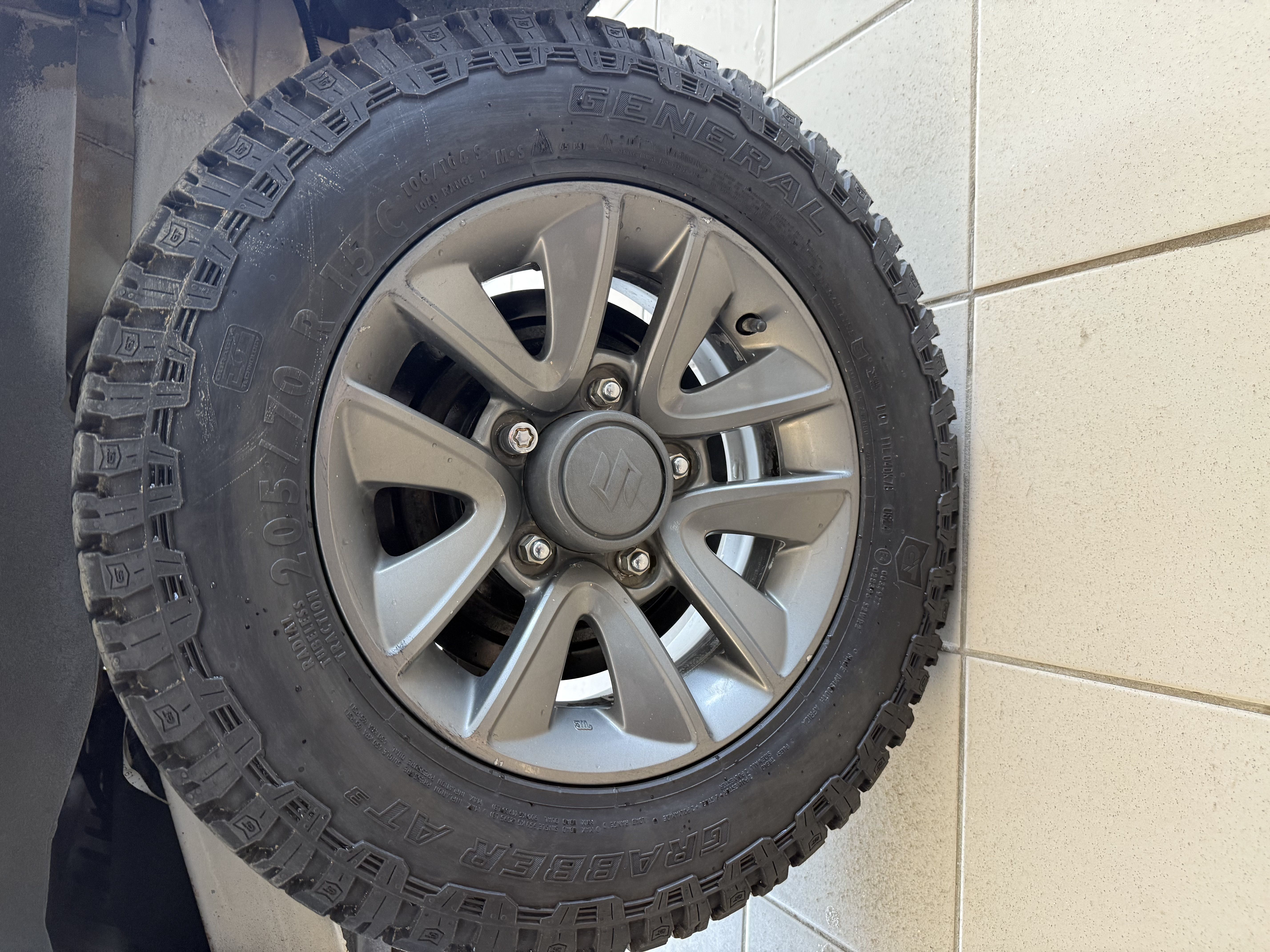 Suzuki JIMNY 1.3 JIMNY 1.3