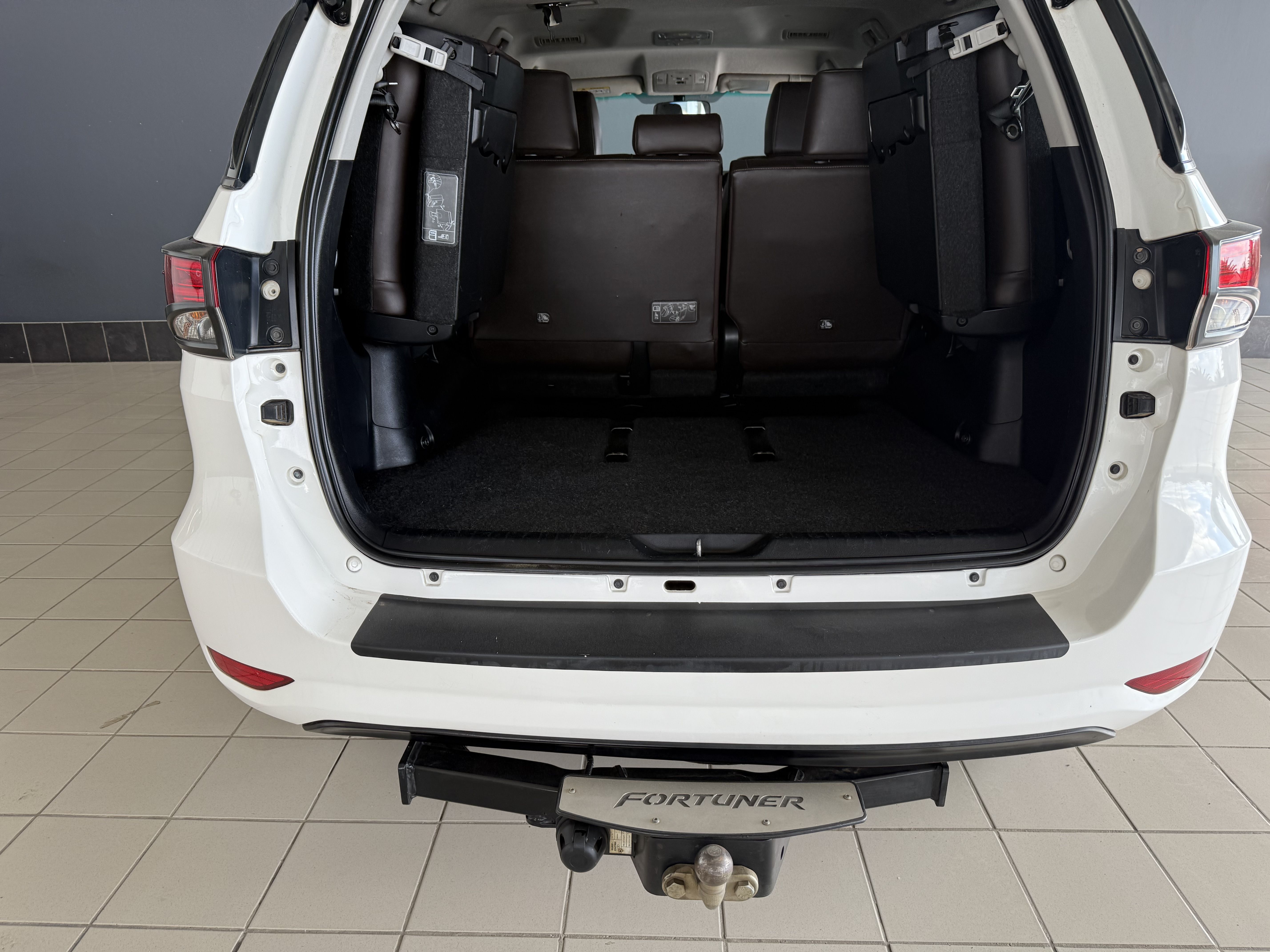 Toyota FORTUNER 2.4GD-6 FORTUNER 2.4GD-6
