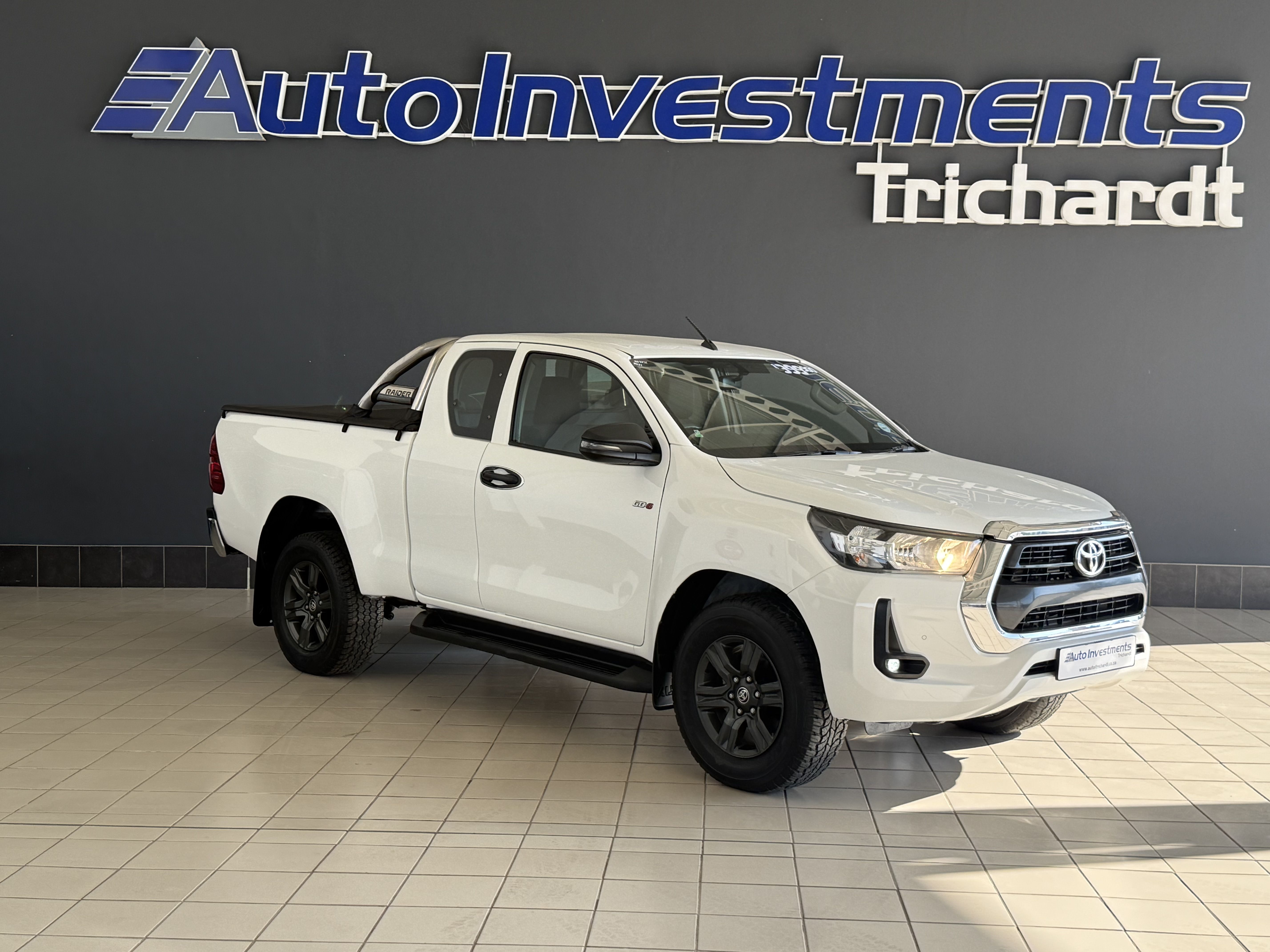 TOYOTA HILUX HILUX 2,4GD-6