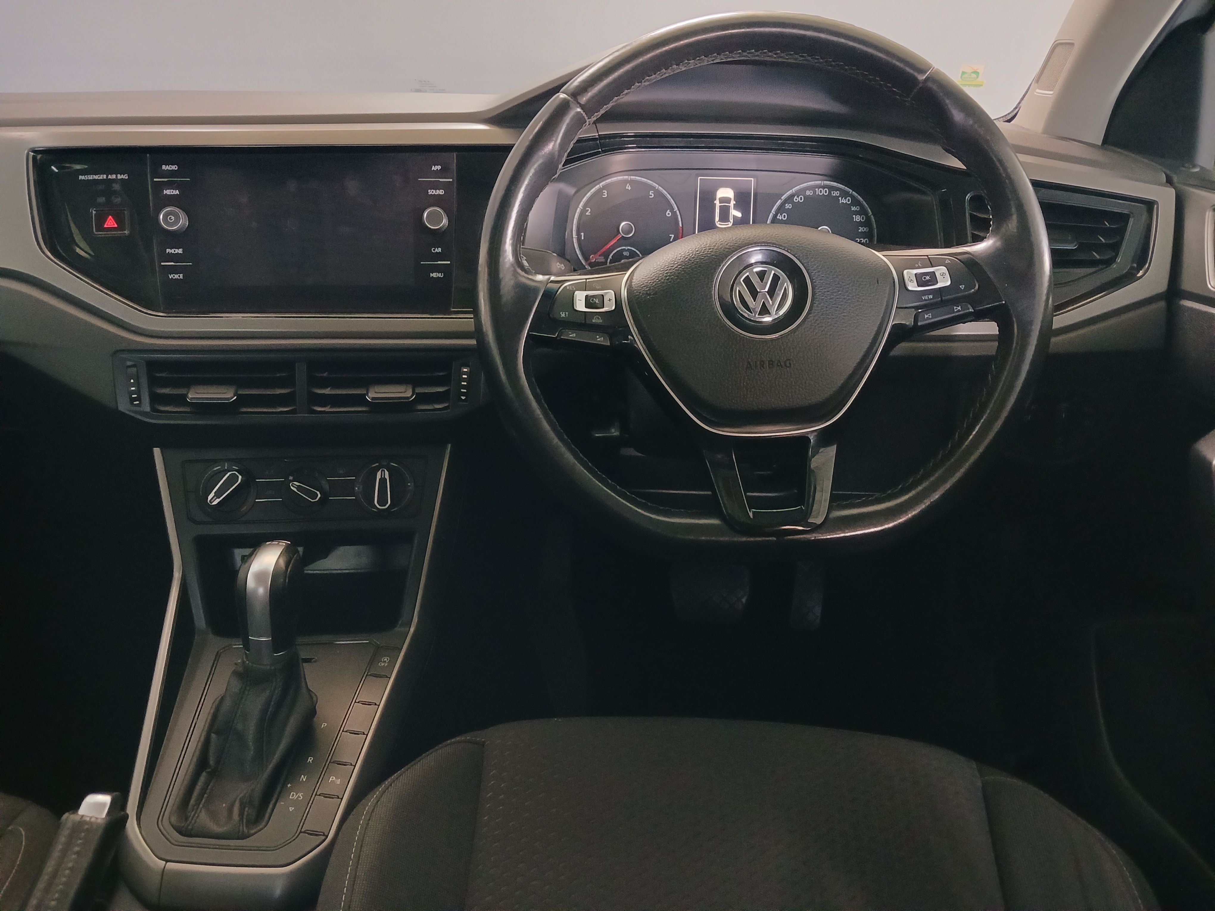 Volkswagen Polo 1.0 TSI Comfortline Polo 1.0 TSI Comfortline