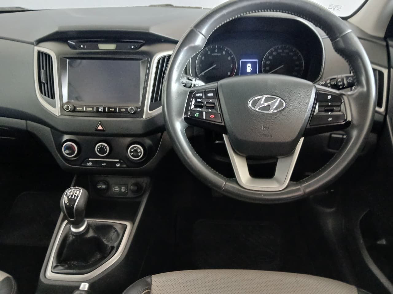 Hyundai Creta 1.6 Executive M/T Creta 1.6 Executive M/T