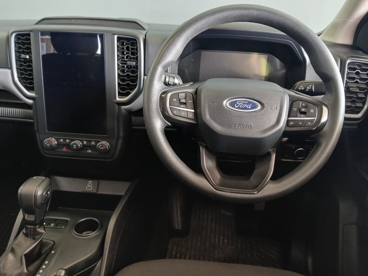 Ford Ranger 2.0D XL A/T D/C P/U Ranger 2.0D XL A/T D/C P/U