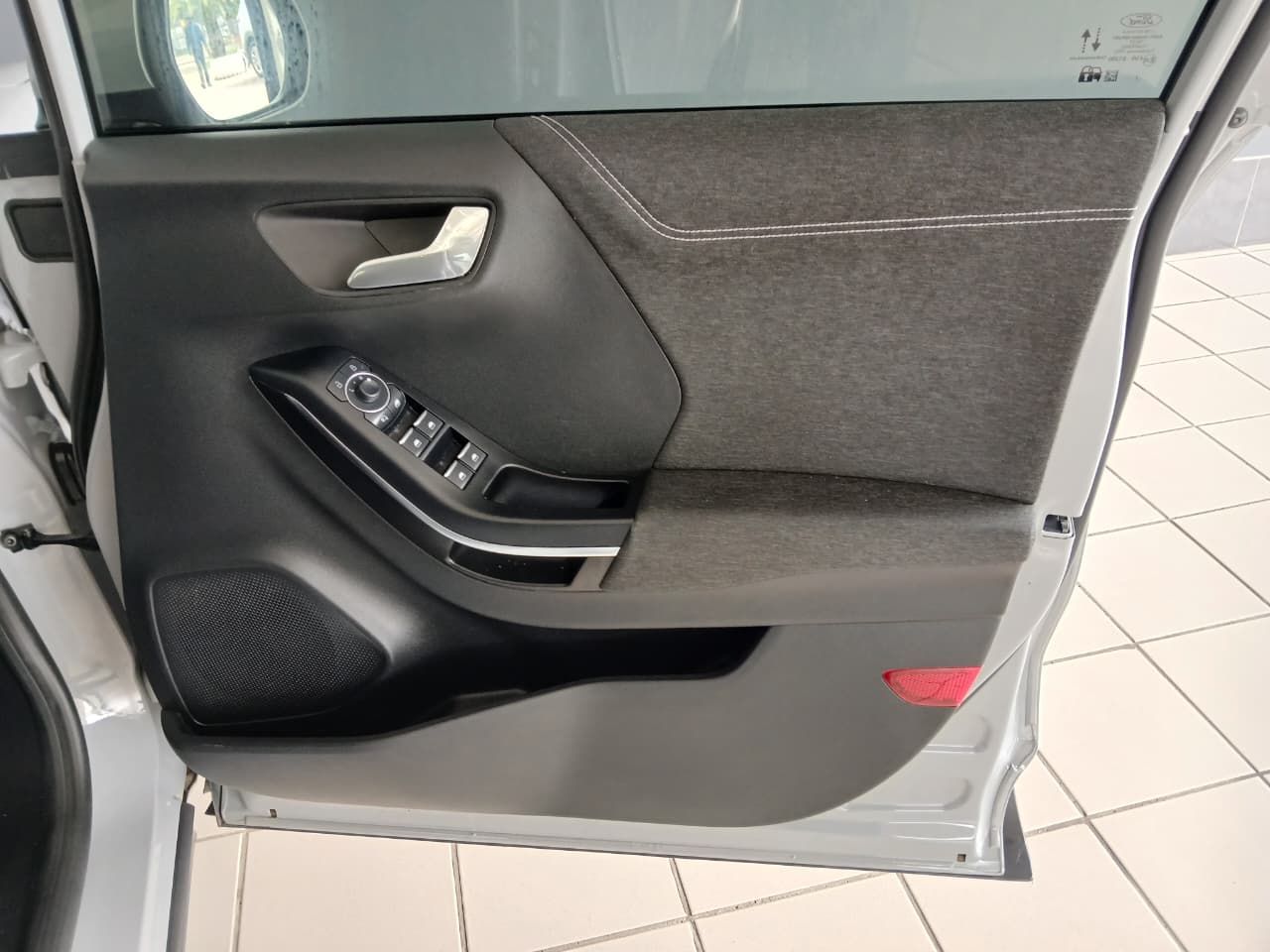 Ford Puma 1.0 Titanium A/T Puma 1.0 Titanium A/T