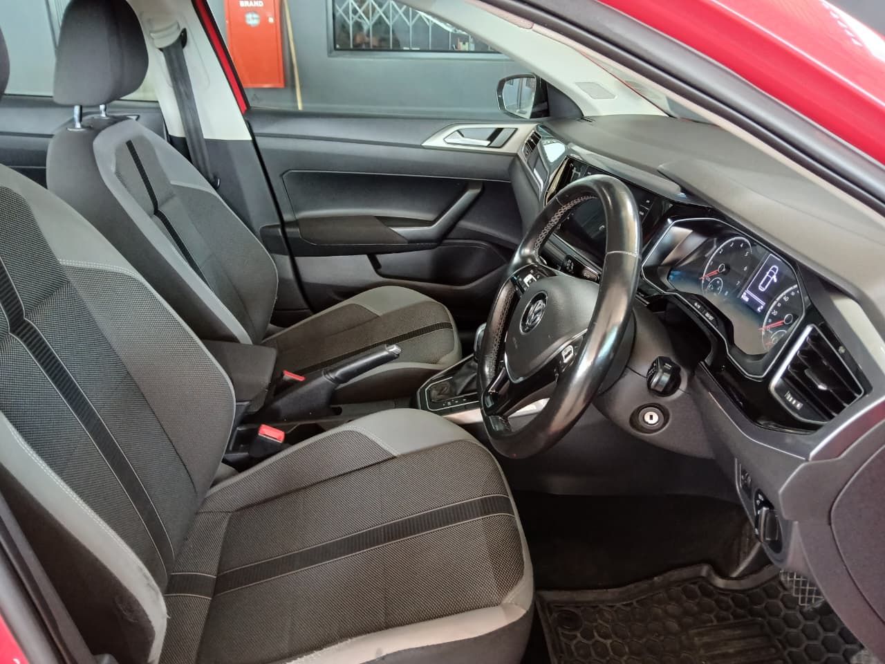 Volkswagen Polo 1.0 TSI Highline DSG Polo Vivo 1.0 TSI Highline DSG - 10