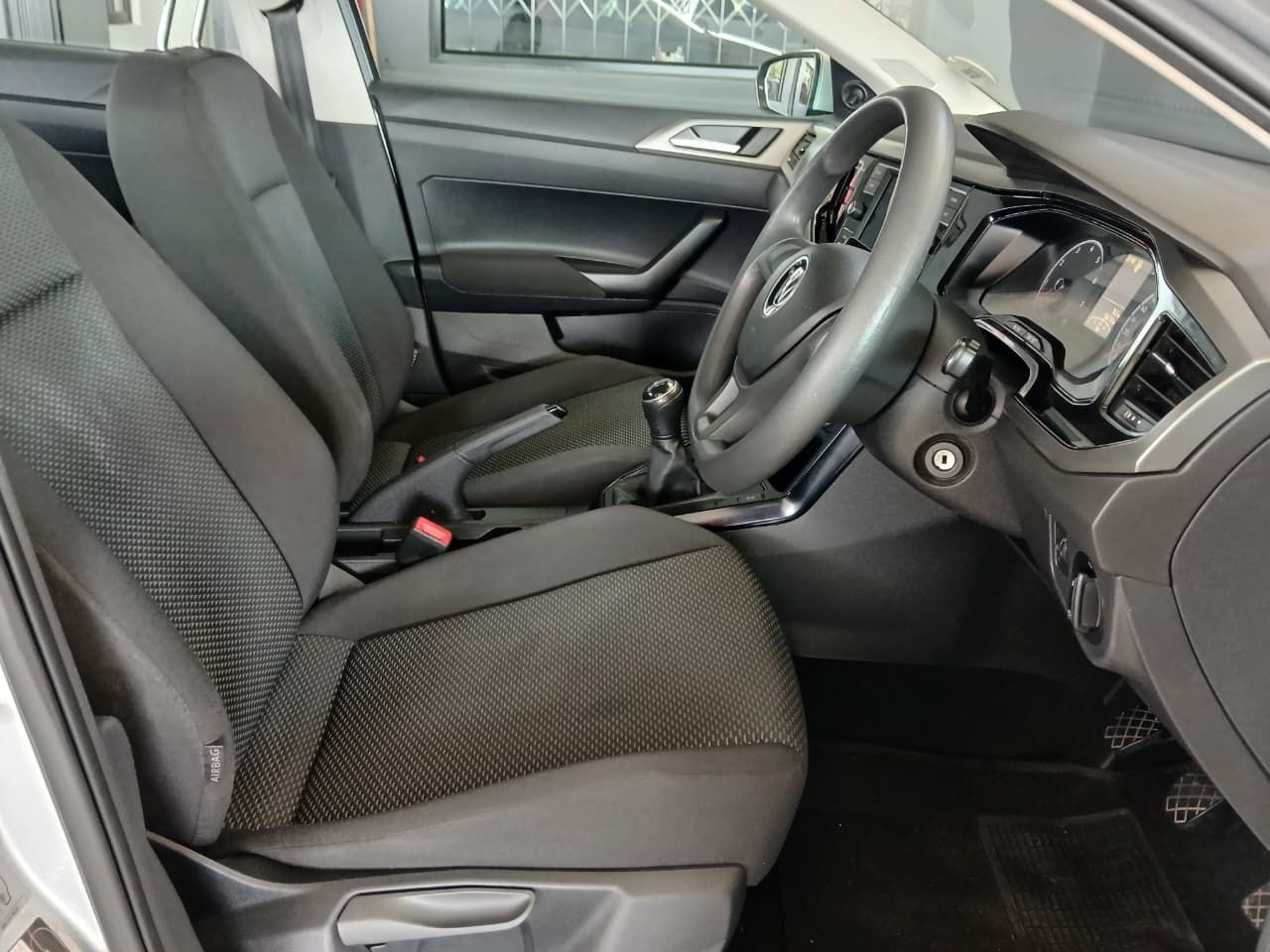 Volkswagen Polo 1.0 TSI Trendline Polo 1.0 TSI Trendline - 9