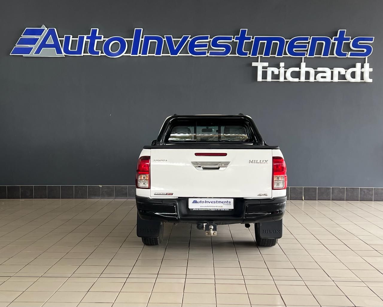 Toyota Hilux Legend 50 2.8 GD-6 4X4 A/T D/C Hilux Legend 50 2.8 GD-6 4X4 A/T D/C