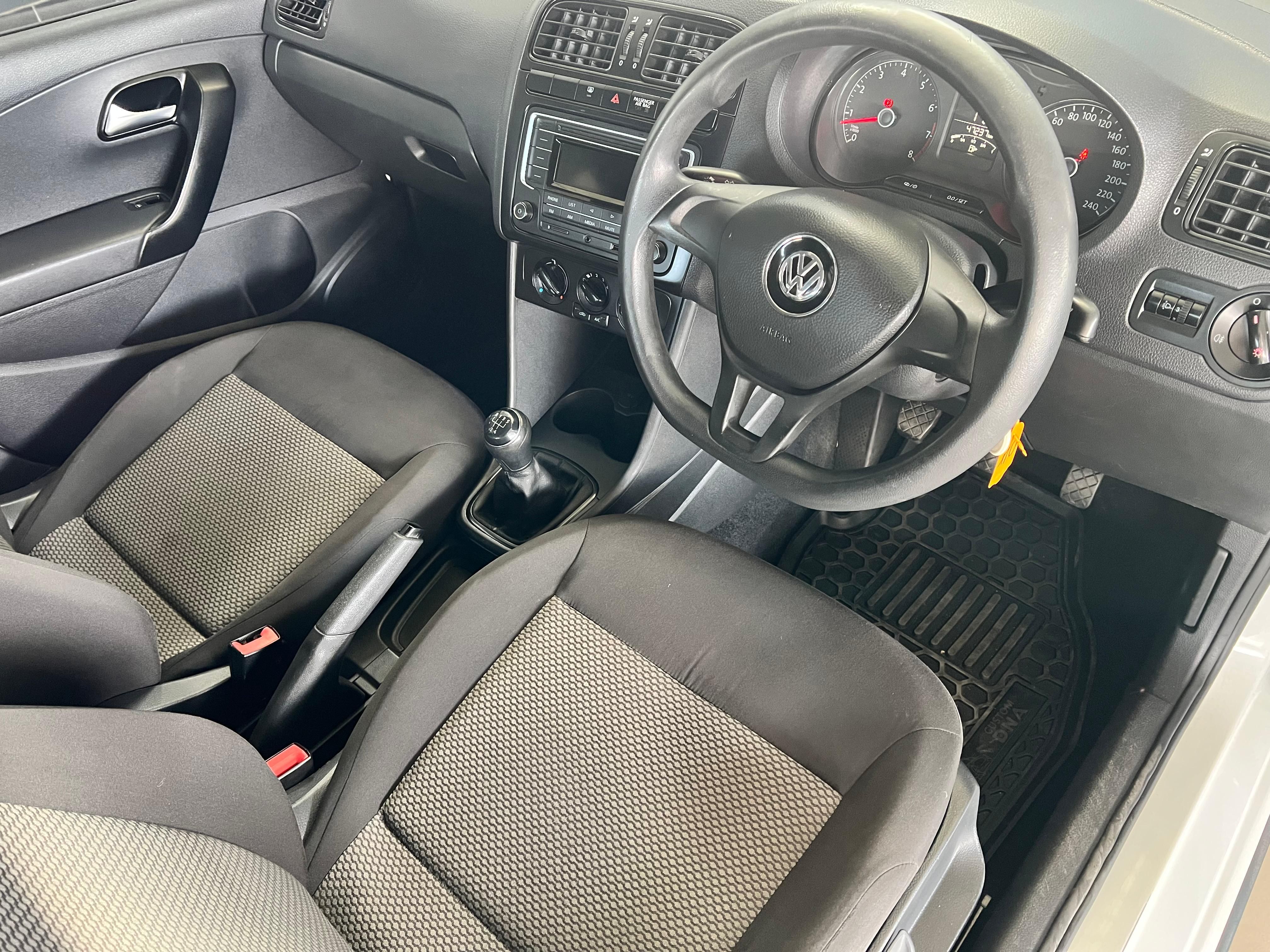 Volkswagen VW POLO 1.4 SEDAN TREND MAN VW POLO 1.4 SEDAN TREND MAN - 12
