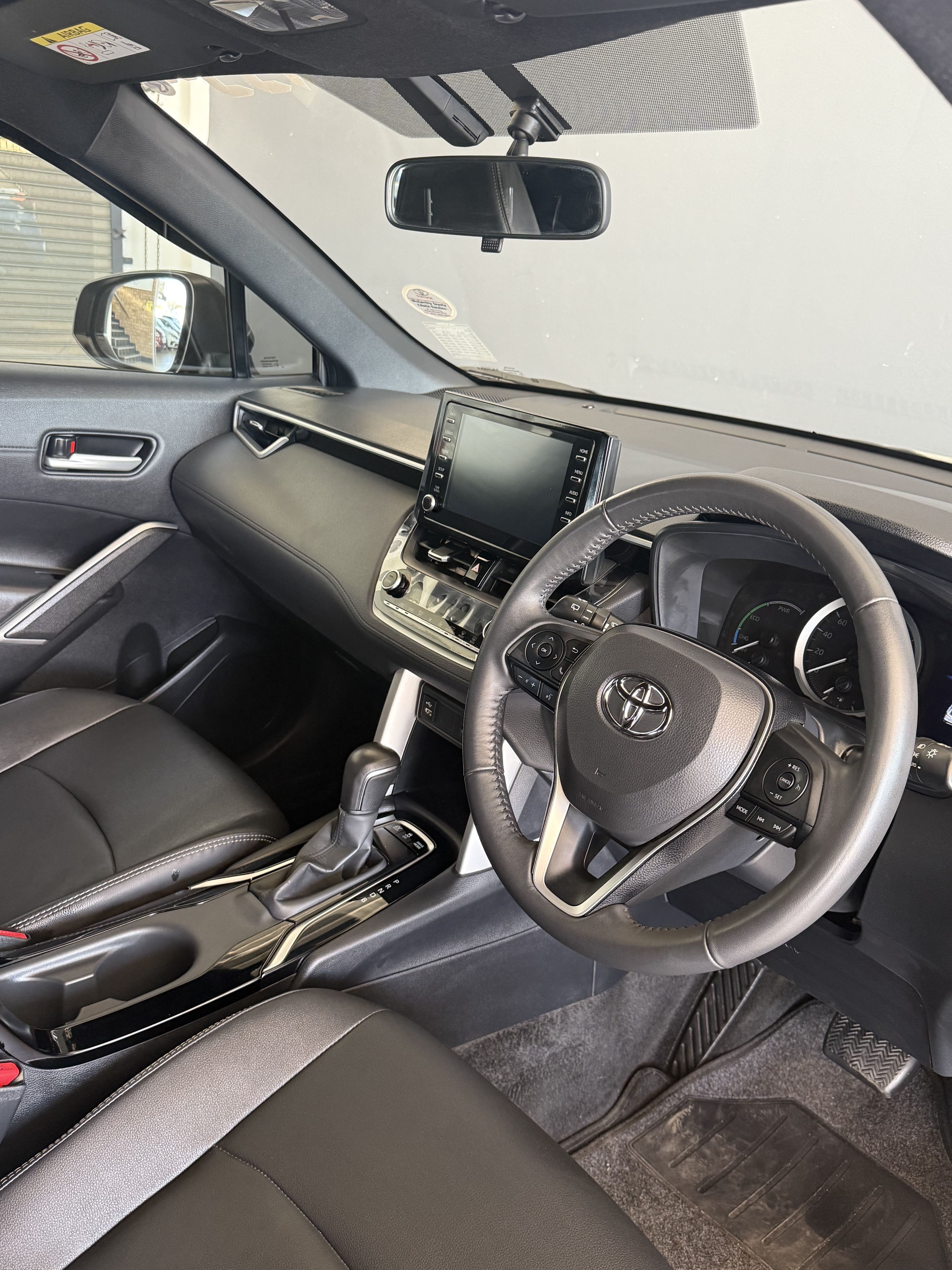 TOYOTA COROLLA CROSS 1,8 HYBIRD XS CVT COROLLA CROSS 1,8 HYBIRD XS CVT