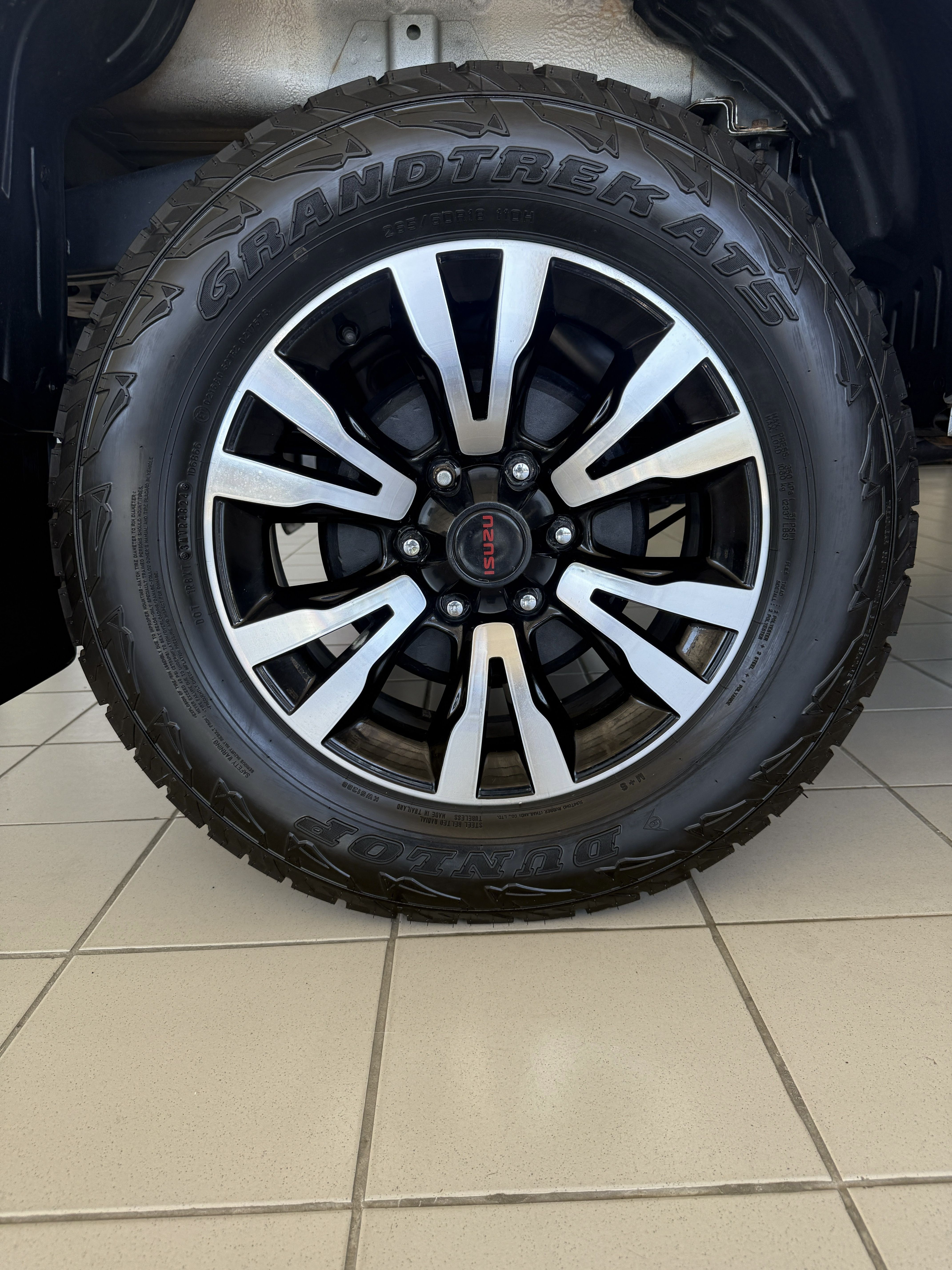 Isuzu 250 DMAX 4x4 D/Cab Pick Up 250 DMAX 4x4 D/Cab Pick Up