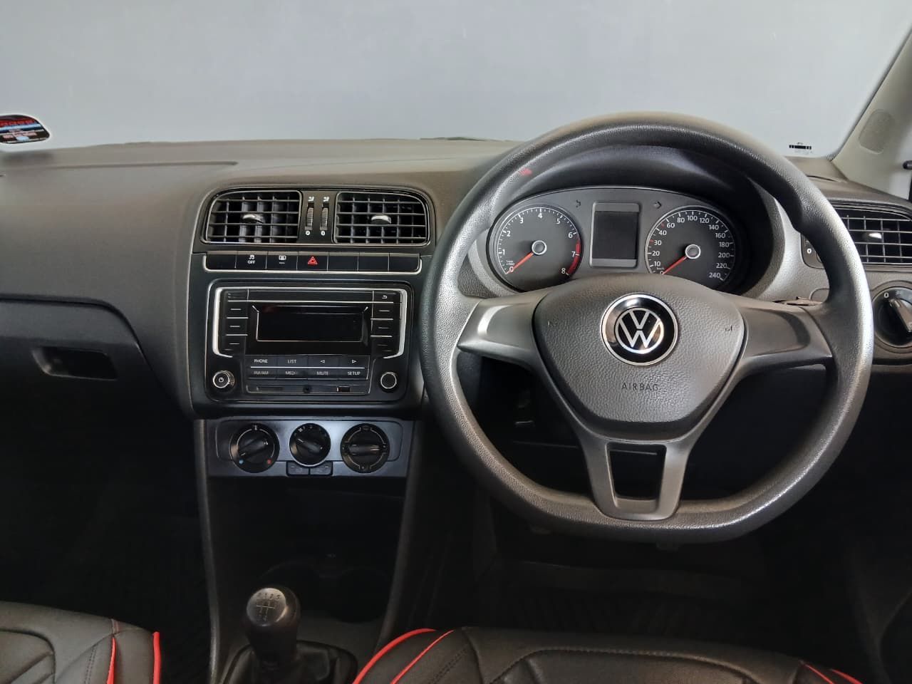 Volkswagen Polo Vivo 1.4 Trendline 5DR Polo Vivo 1.4 Trendline 5DR